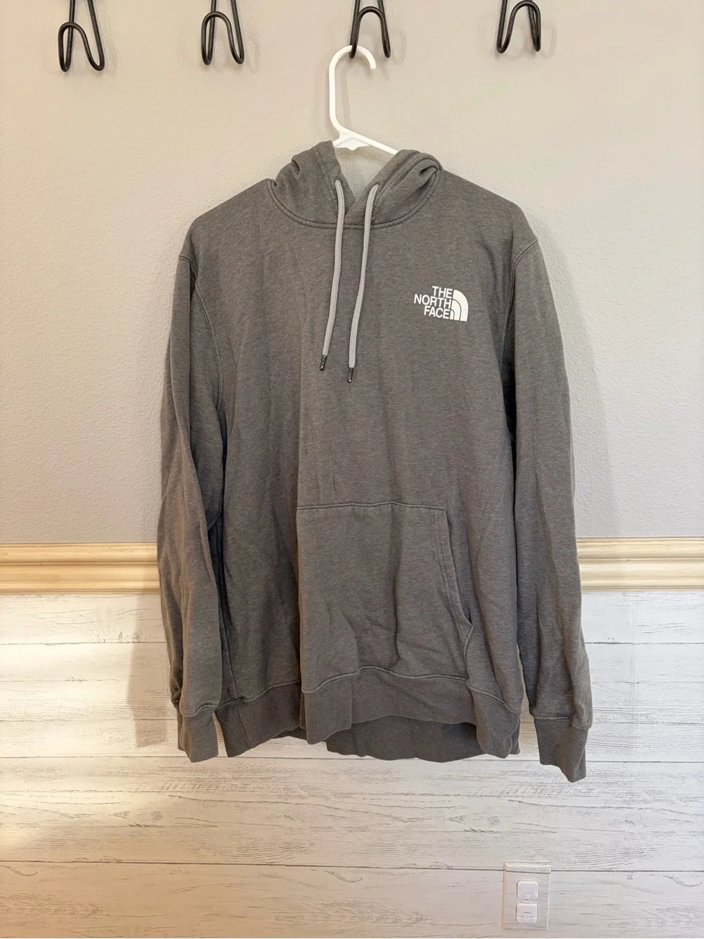 Men’s gray and tan outerwear package